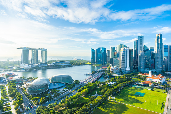 Marina bay Singapore city skyline , popular tourist attraction in Singapore